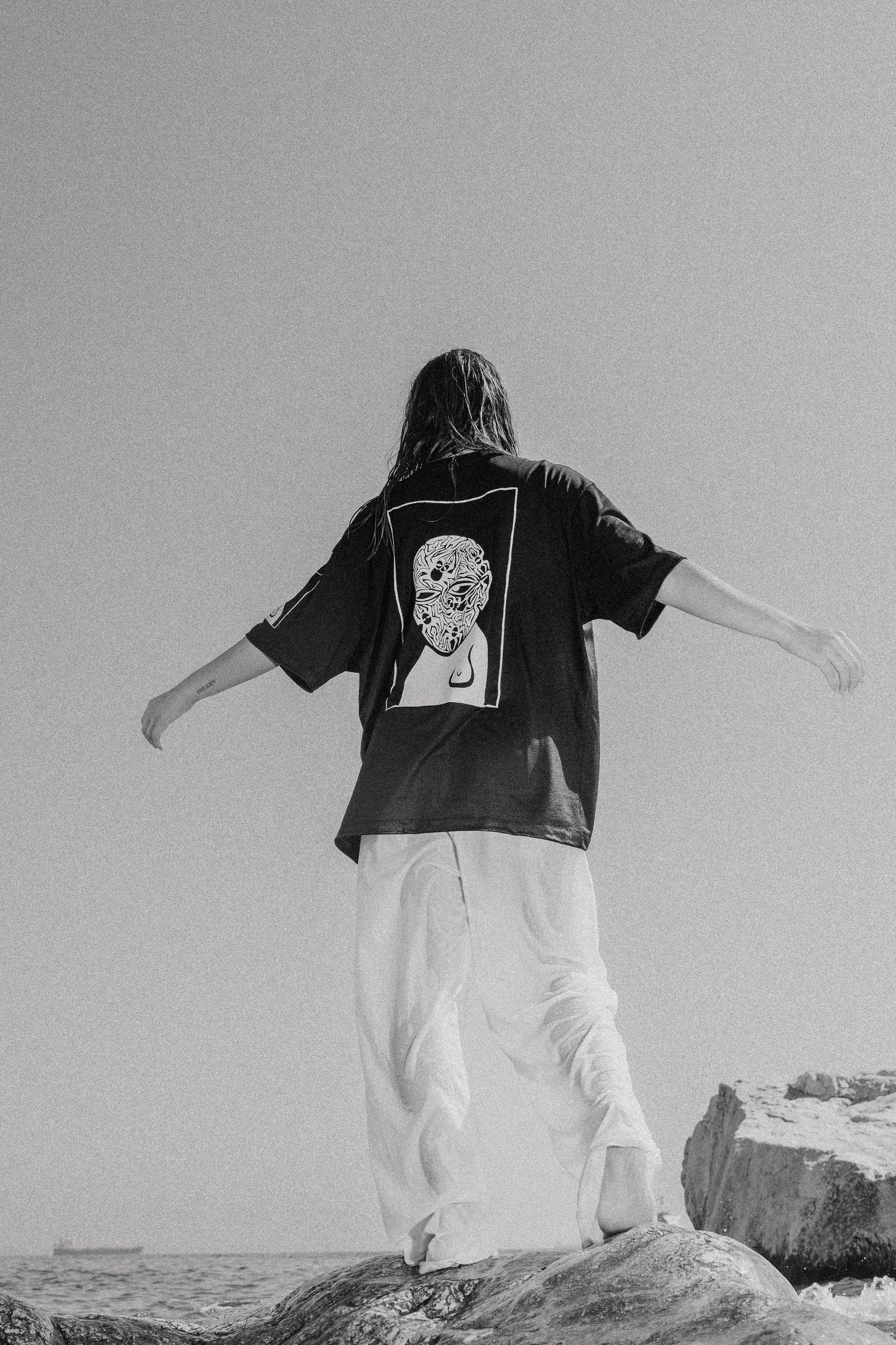 BLANK FACE